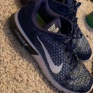 Nike Air Max Sequent 2